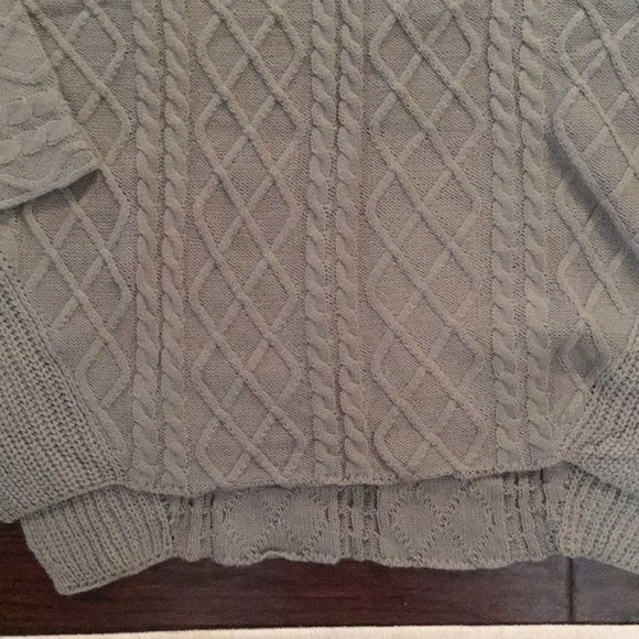 Medium LLove Cable Knit Sweater - Picture 3 of 5